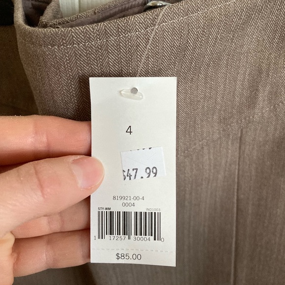 BNWT Banana Republic pencil skirt, size 4 - Picture 4 of 4